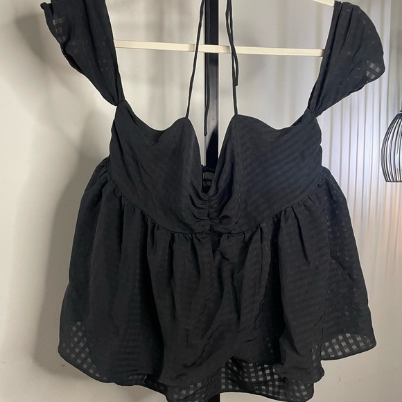 Urban Outfitters|| Black Over the Shoulder Flowy Top Blouse, Tie Neck Detail M - Picture 2 of 6